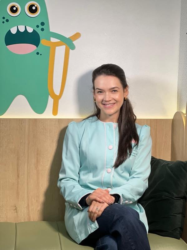 Dra. Aline Campos Moura, pneumologia na Nanile Clínica Infantil